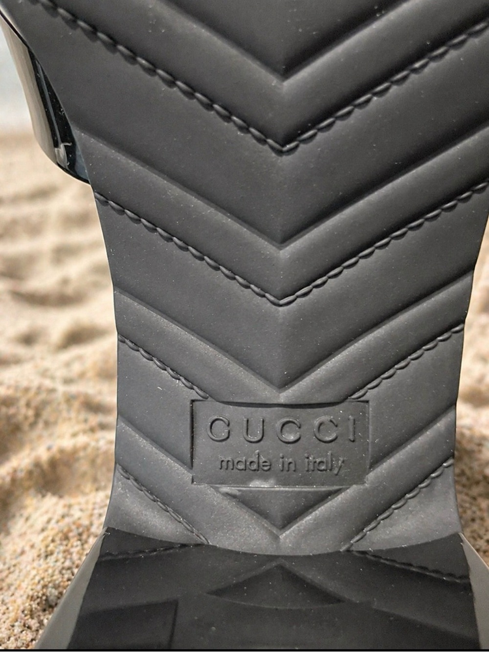 Authentic Gucci Black Embossed Patent/Rubber Platform Slide Mules IT 38 COA - Picture 10 of 14